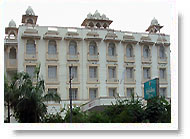 Hotel Holiday Inn