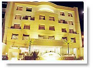 Hotel Meraden Grand